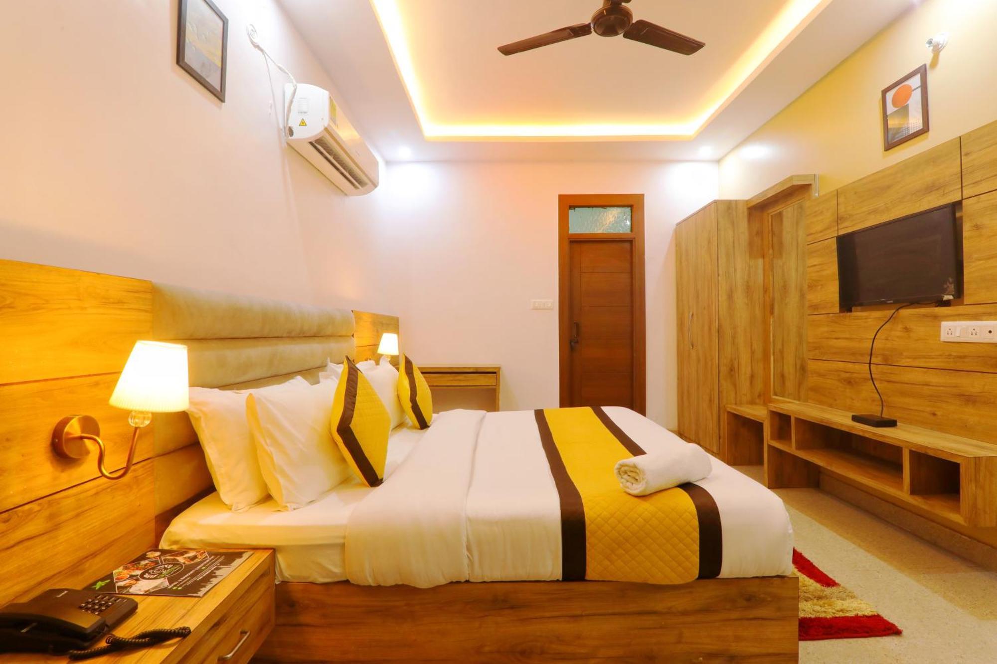 Cristelia Lucknow