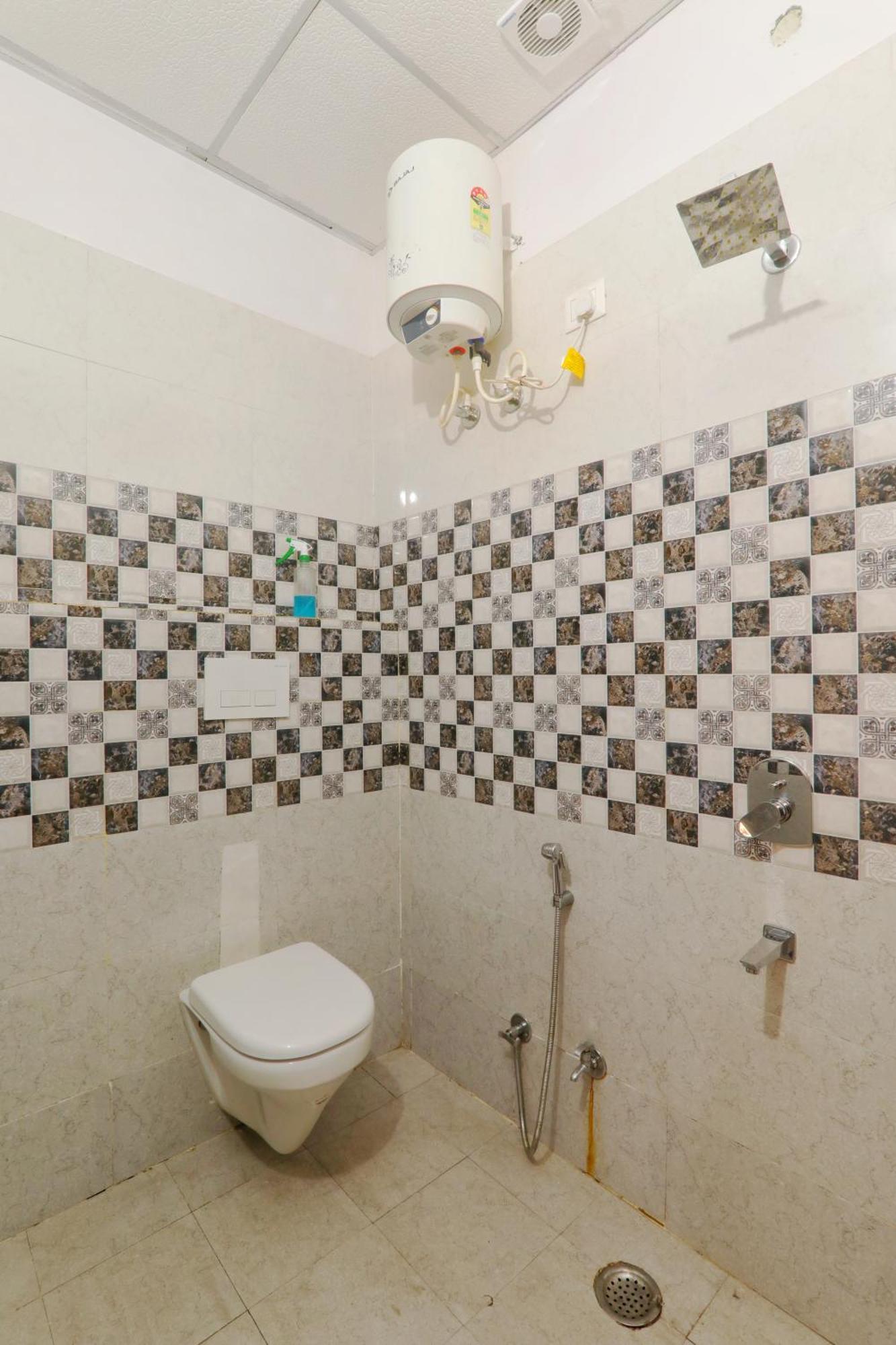Cristelia Hotel 3*