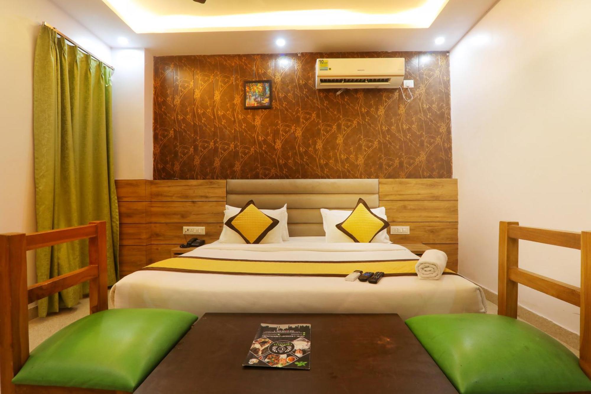 Cristelia Hotel